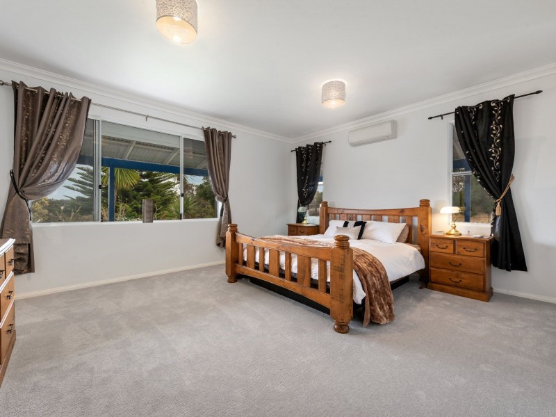 20 Pine Crest Way, Gnangara WA 6077