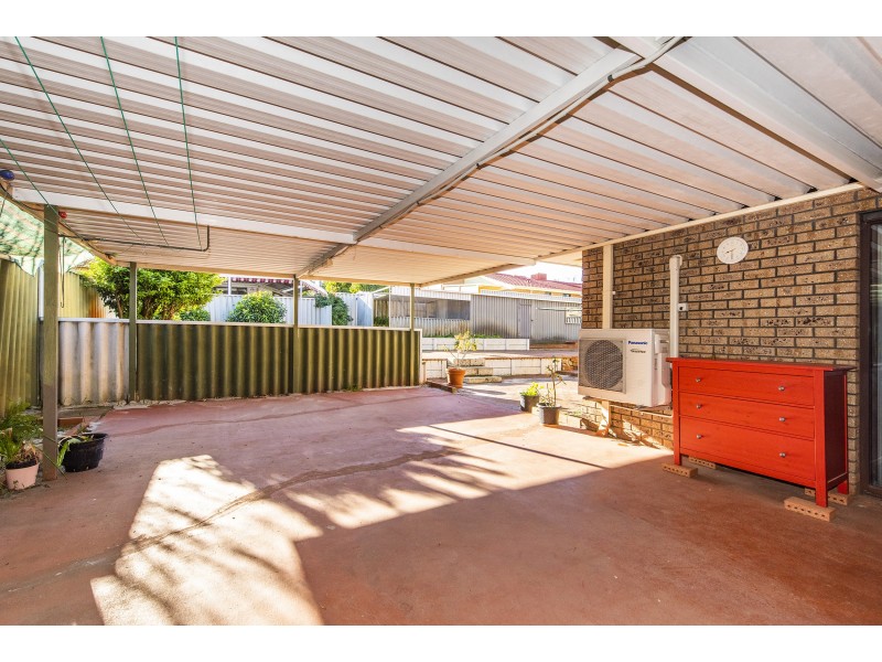 22 Gledhill Way, Leeming WA 6149