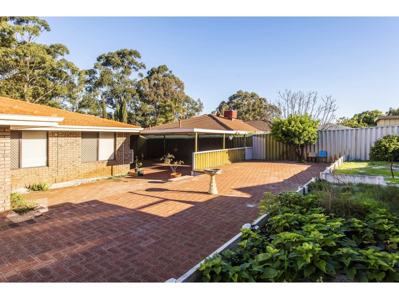 22 Gledhill Way, Leeming WA 6149