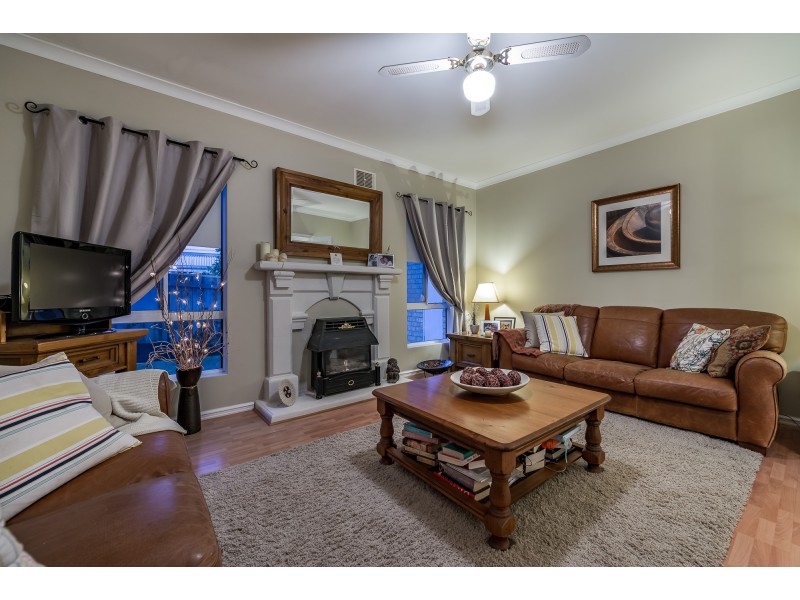 20 Tyneside Grove, Currambine WA 6028