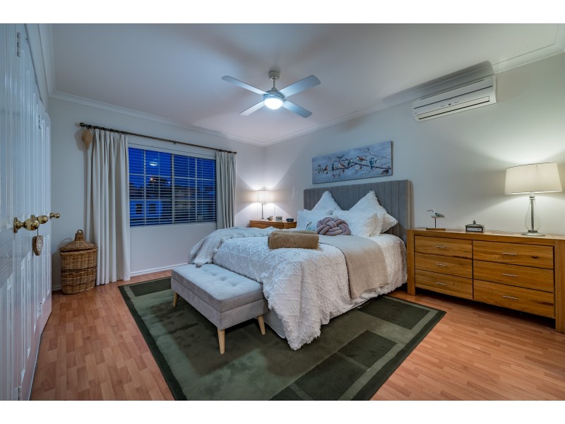 20 Tyneside Grove, Currambine WA 6028