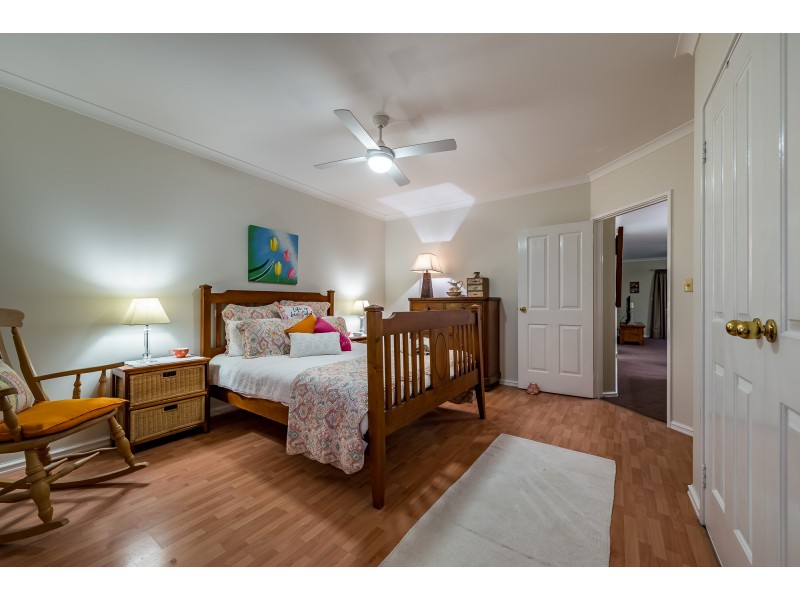 20 Tyneside Grove, Currambine WA 6028