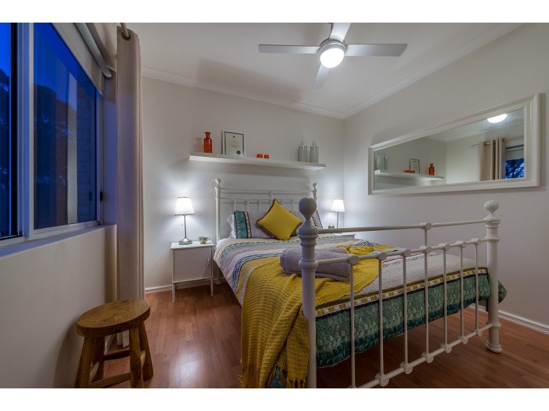 20 Tyneside Grove, Currambine WA 6028