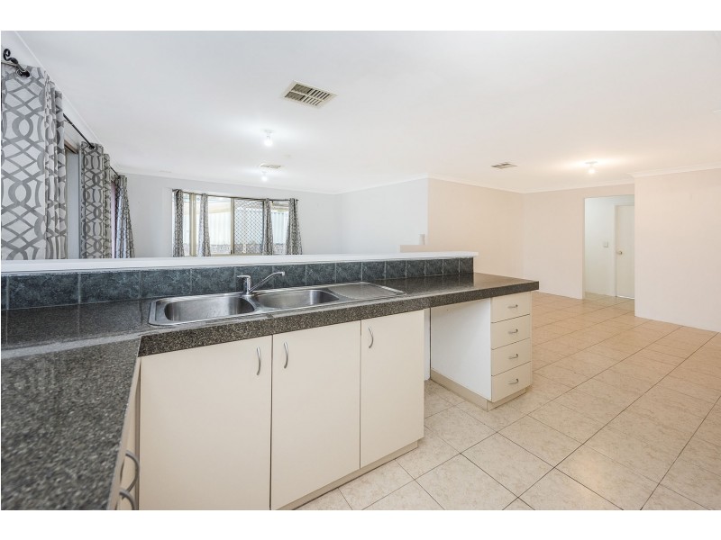 41 Copeland Drive, Redcliffe WA 6104