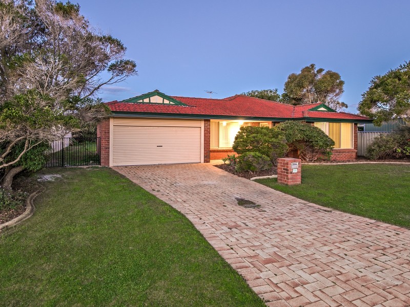55 Endeavour Drive, Port Kennedy WA 6172
