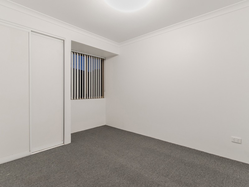 55 Endeavour Drive, Port Kennedy WA 6172