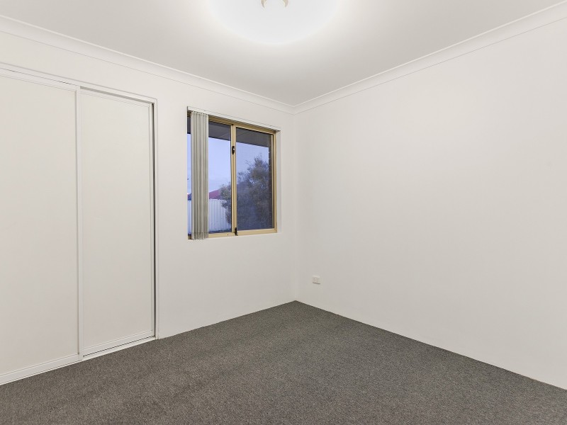55 Endeavour Drive, Port Kennedy WA 6172