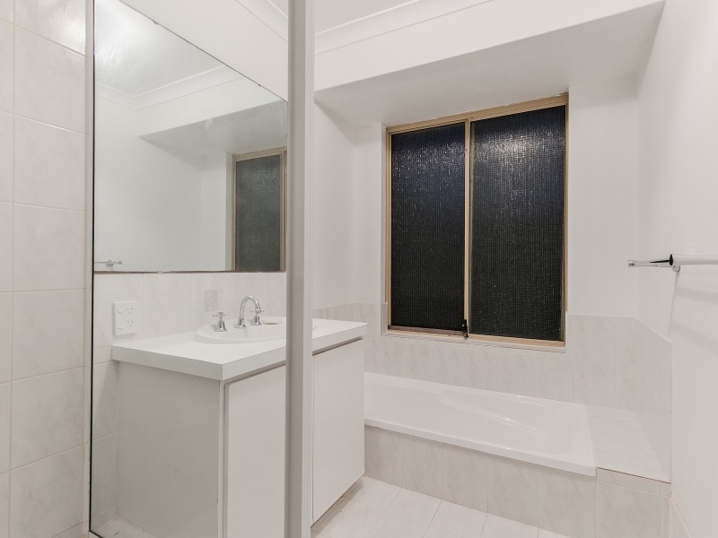 55 Endeavour Drive, Port Kennedy WA 6172