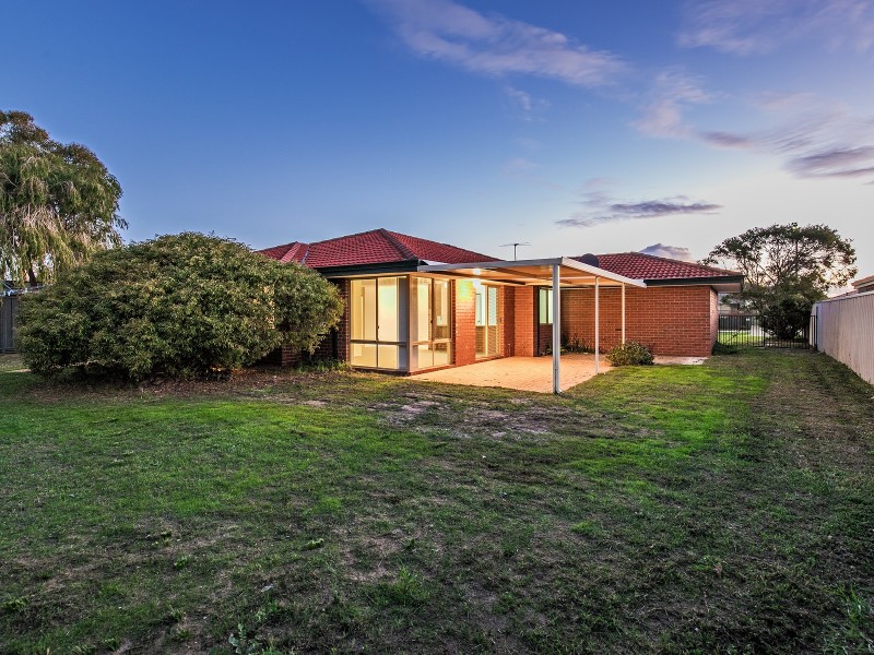 55 Endeavour Drive, Port Kennedy WA 6172