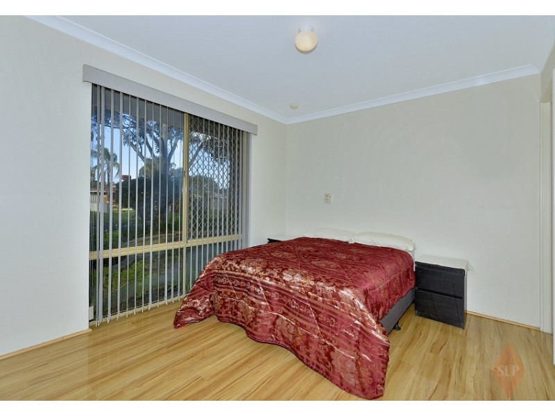 1 Valentino Close, Greenfields WA 6210