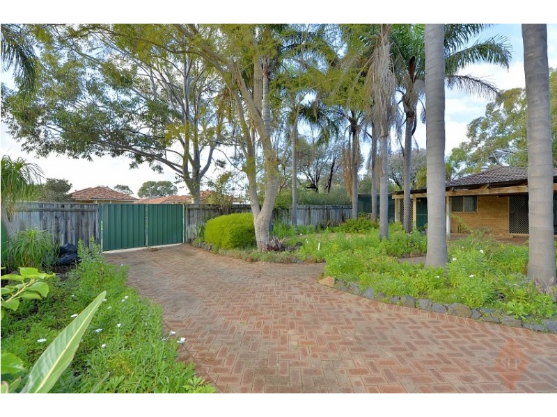1 Valentino Close, Greenfields WA 6210