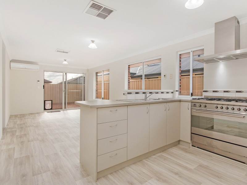 19 Antrim Way, Bertram WA 6167