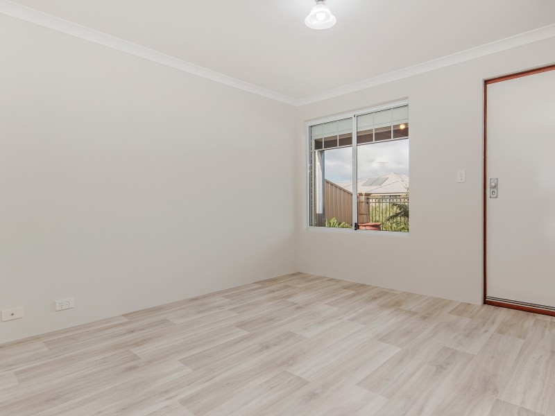 19 Antrim Way, Bertram WA 6167