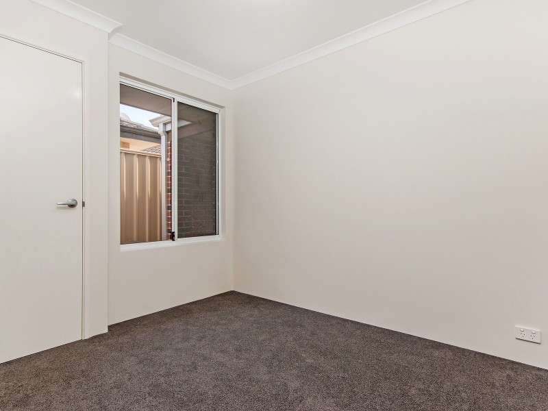 19 Antrim Way, Bertram WA 6167