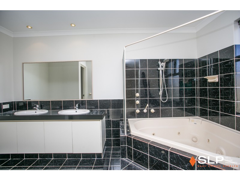 472 Rockingham Road, Munster WA 6166