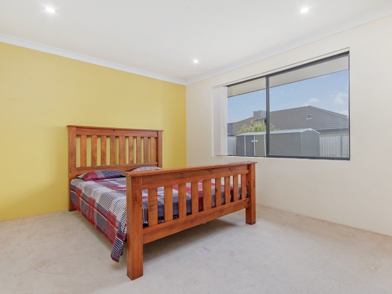 15 Oliver Vista, Bertram WA 6167