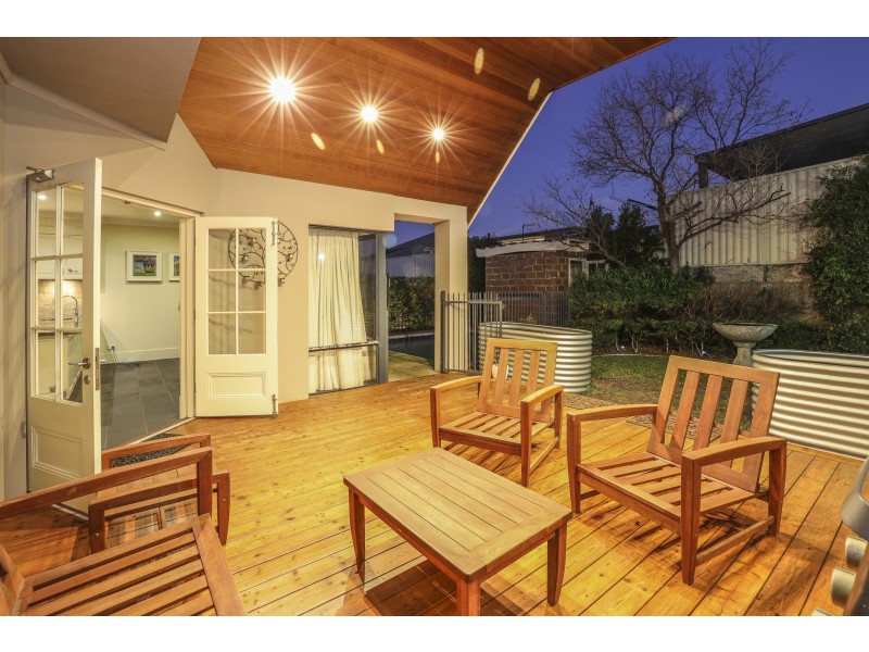 7 Graymont Close, Darch WA 6065