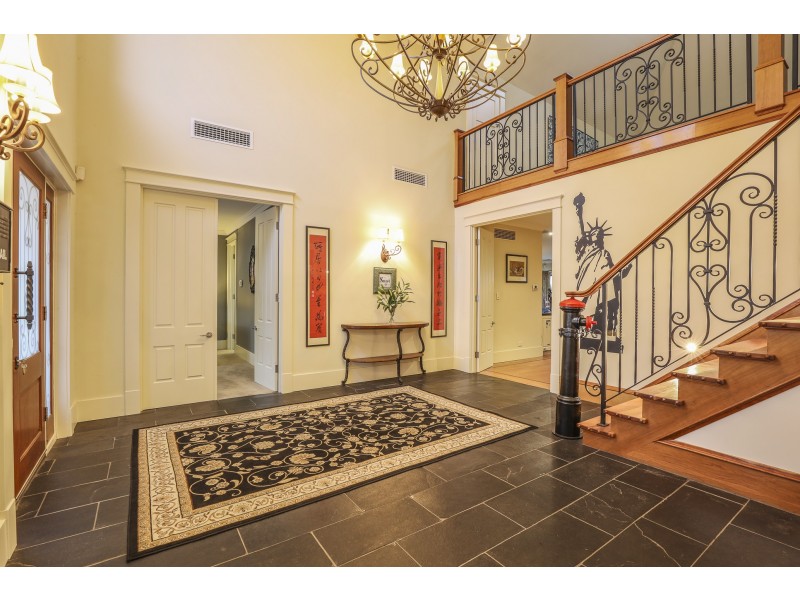 7 Graymont Close, Darch WA 6065