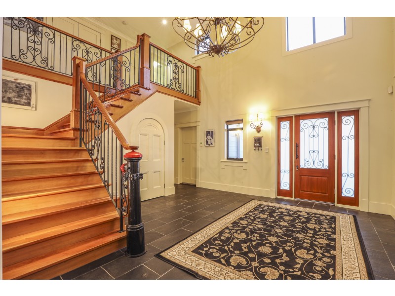 7 Graymont Close, Darch WA 6065