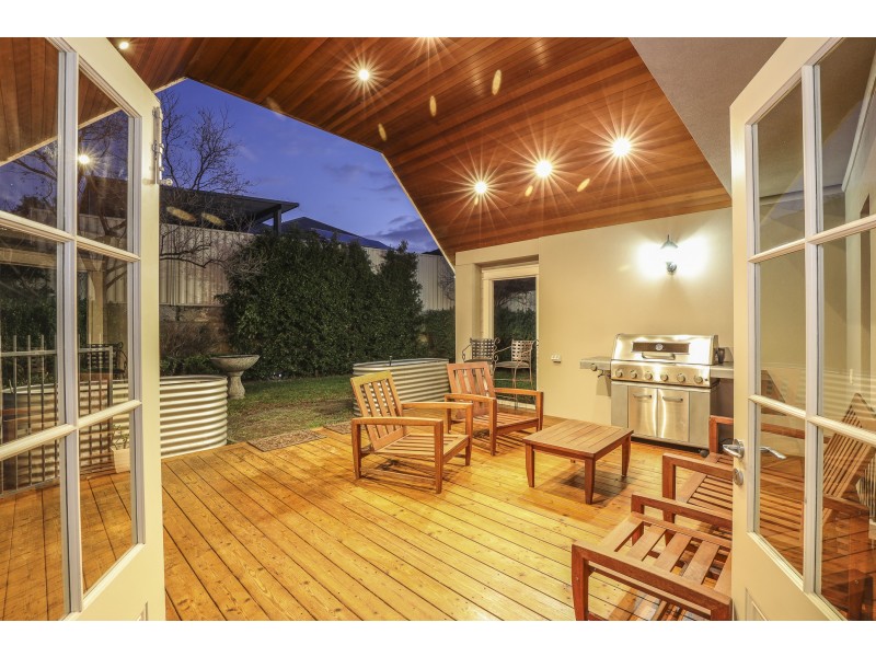 7 Graymont Close, Darch WA 6065