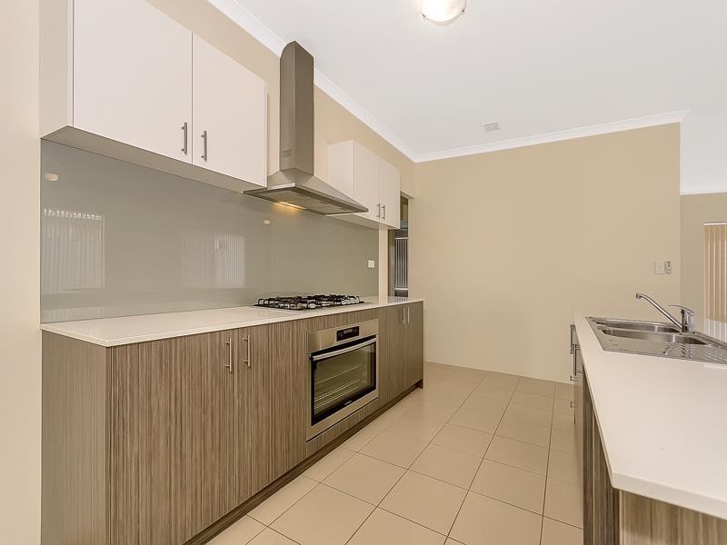 7 Genoa Place, Secret Harbour WA 6173