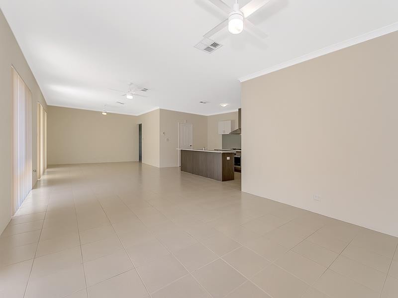 7 Genoa Place, Secret Harbour WA 6173