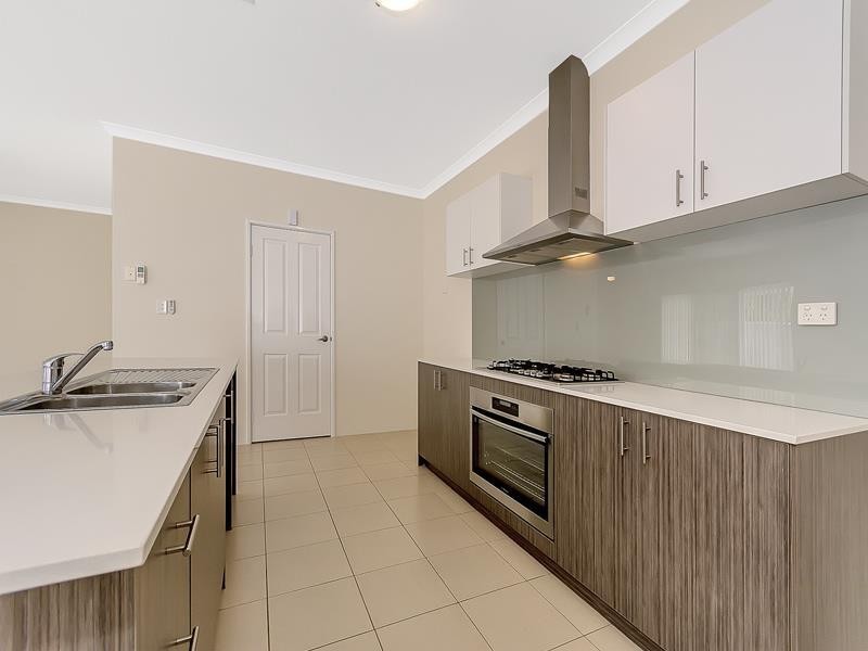 7 Genoa Place, Secret Harbour WA 6173