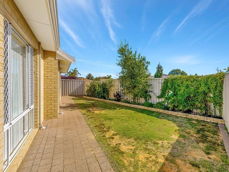 7 Genoa Place, Secret Harbour WA 6173