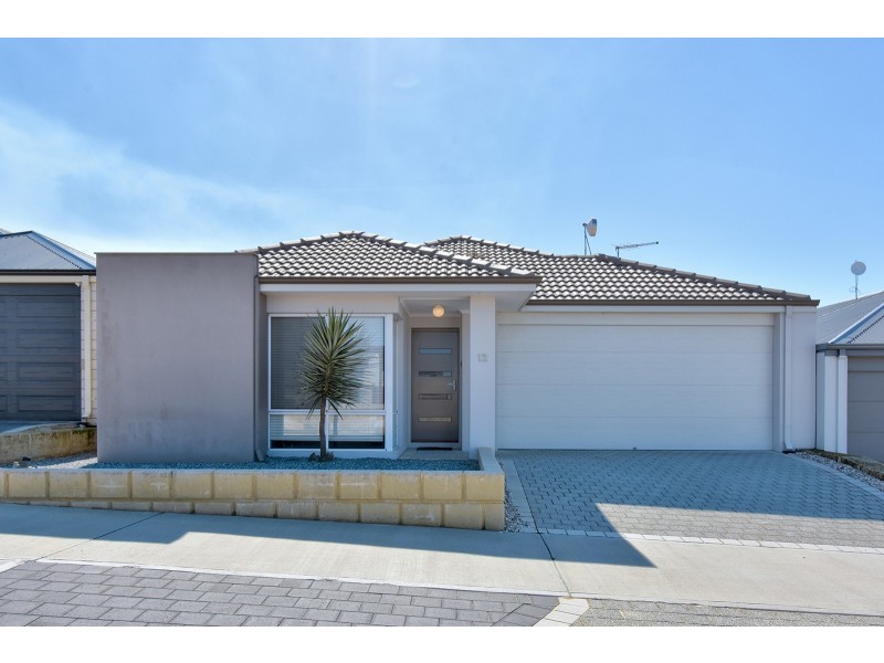 12 Dresden Street, Hocking WA 6065