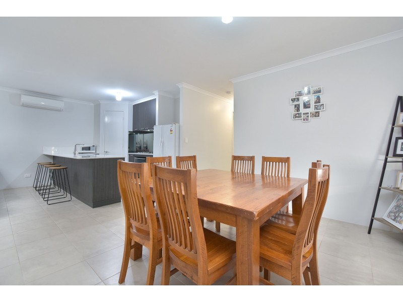 12 Dresden Street, Hocking WA 6065