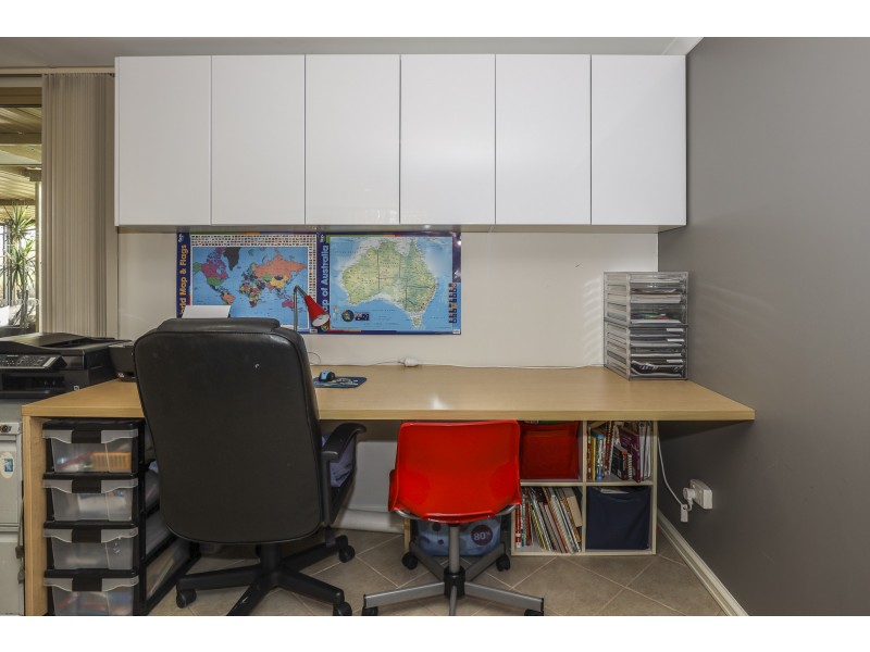 18 Cherwell Avenue, Beechboro WA 6063