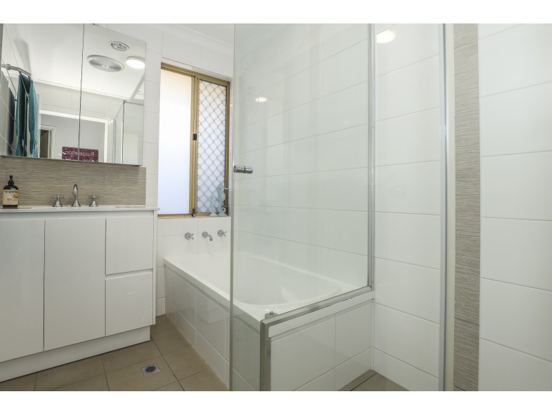 18 Cherwell Avenue, Beechboro WA 6063