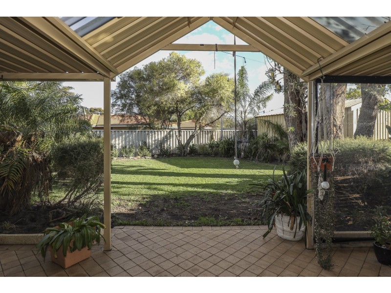 18 Cherwell Avenue, Beechboro WA 6063