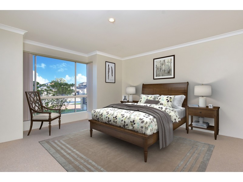 93 East Road, Hocking WA 6065