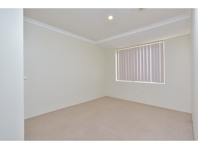 93 East Road, Hocking WA 6065