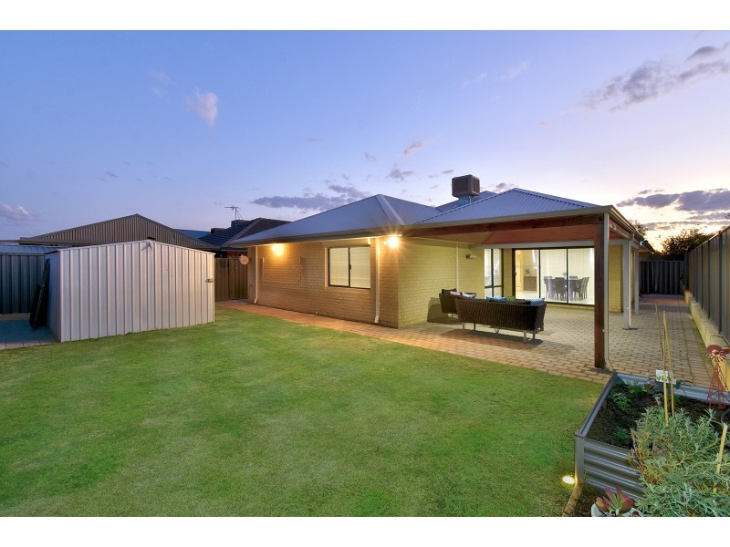 97 Boomerang Loop, Banksia Grove WA 6031