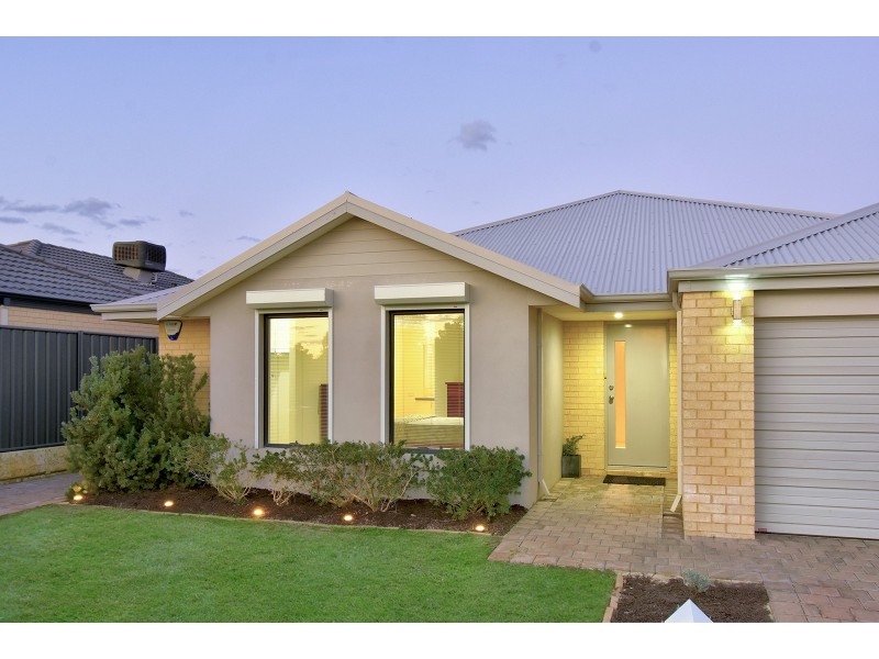 97 Boomerang Loop, Banksia Grove WA 6031