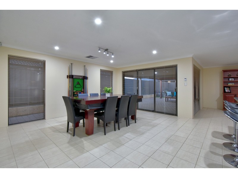 97 Boomerang Loop, Banksia Grove WA 6031