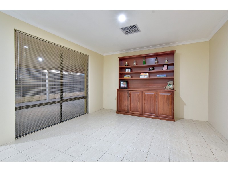 97 Boomerang Loop, Banksia Grove WA 6031