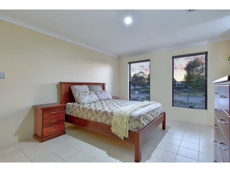 97 Boomerang Loop, Banksia Grove WA 6031