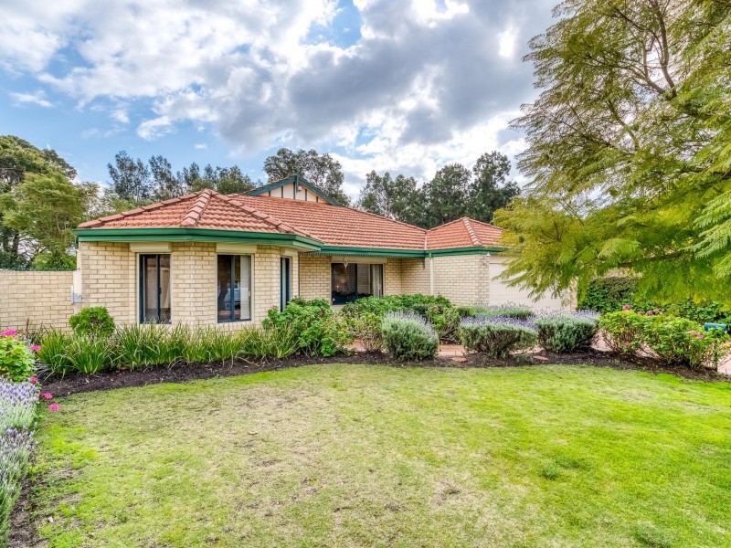 29 Lansdowne Entrance, Canning Vale WA 6155