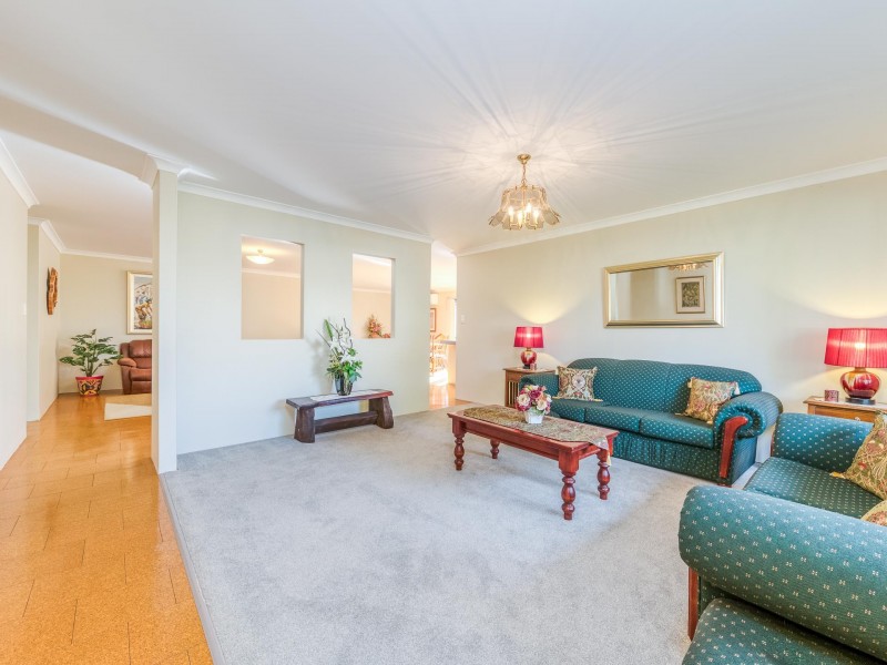 29 Lansdowne Entrance, Canning Vale WA 6155