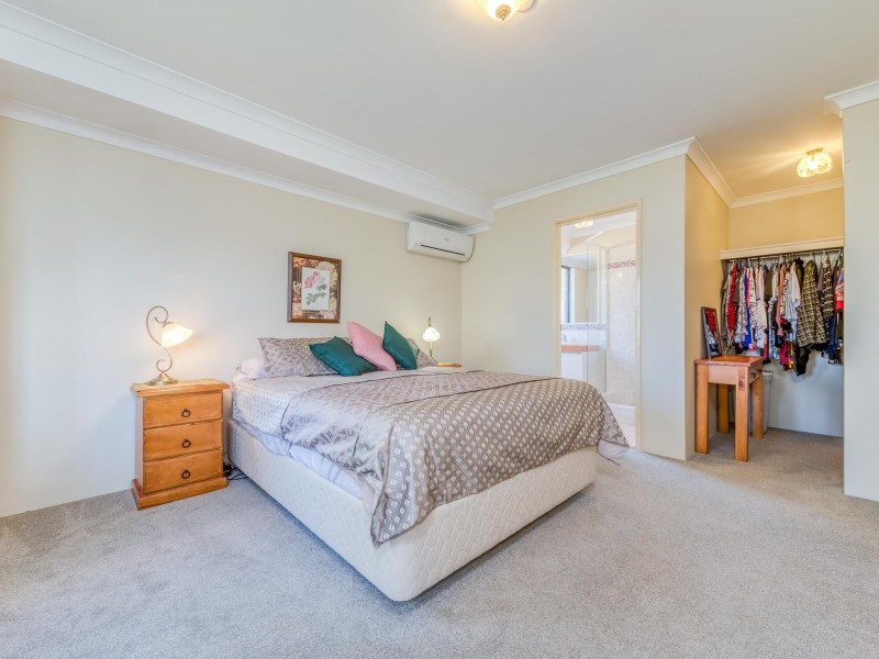 29 Lansdowne Entrance, Canning Vale WA 6155