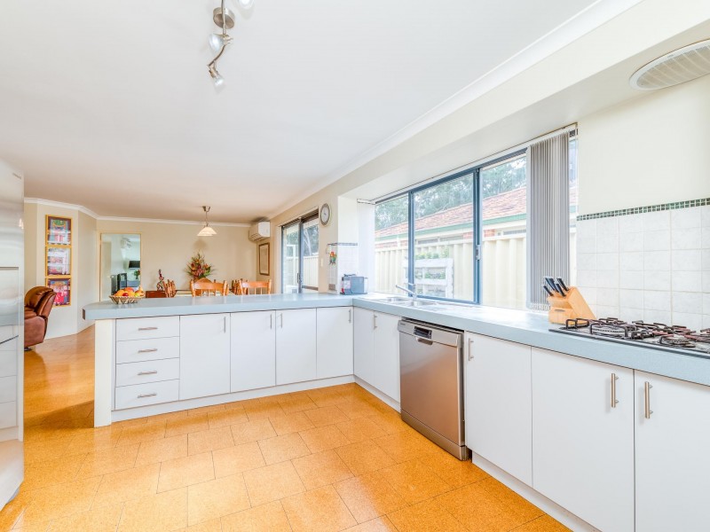 29 Lansdowne Entrance, Canning Vale WA 6155