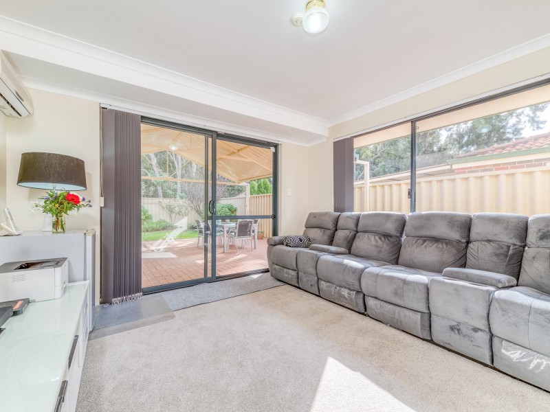 29 Lansdowne Entrance, Canning Vale WA 6155