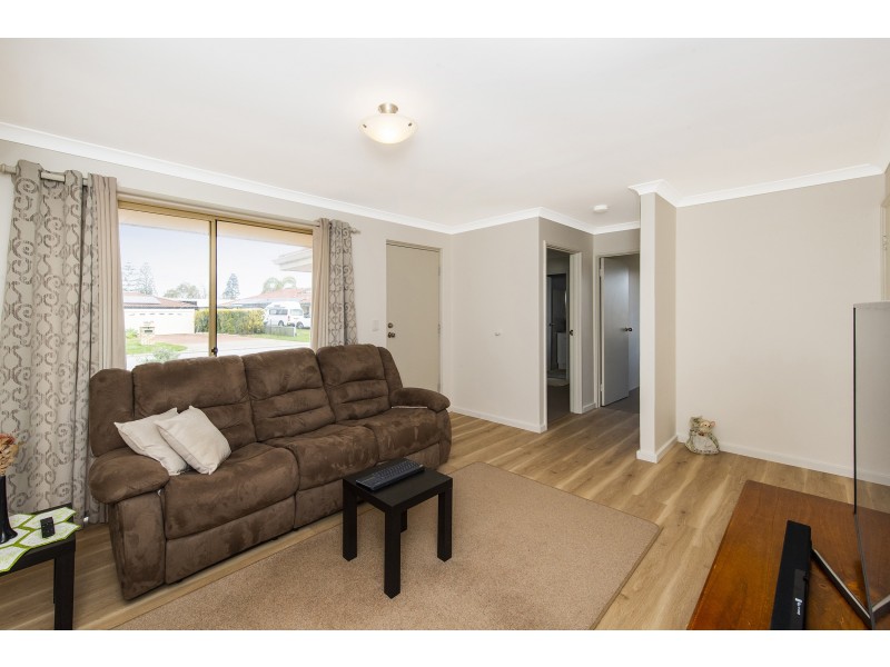 6 Barracuda Rise, Warnbro WA 6169