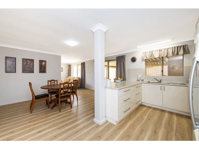 6 Barracuda Rise, Warnbro WA 6169