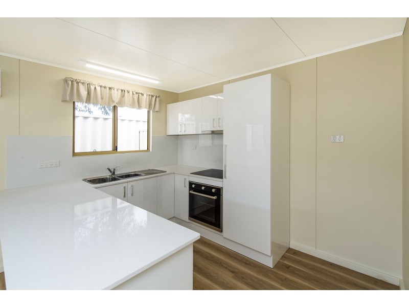 6 Barracuda Rise, Warnbro WA 6169