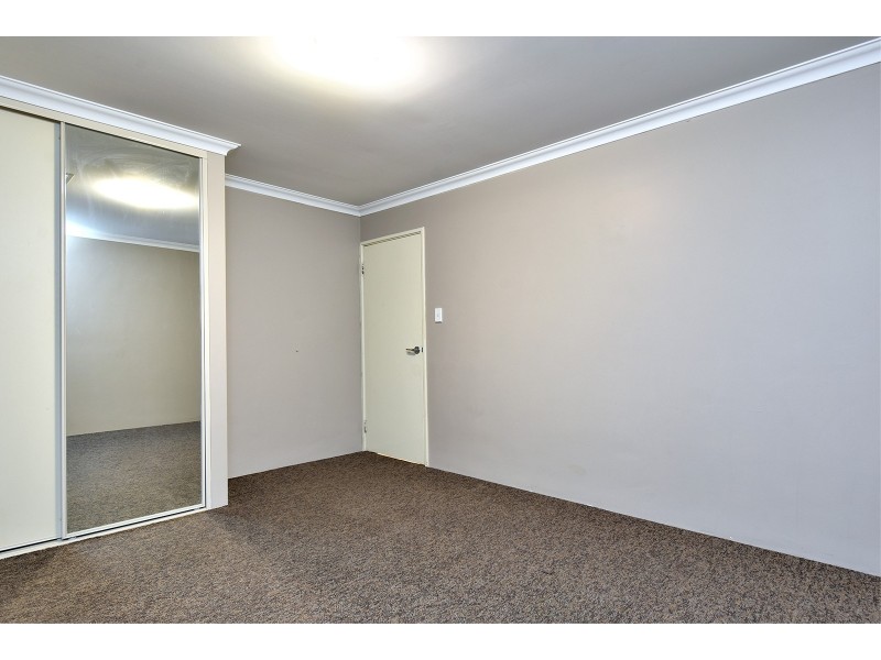 88 Da Vinci Drive, Tapping WA 6065