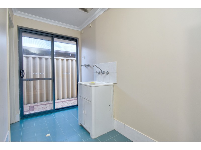 88 Da Vinci Drive, Tapping WA 6065